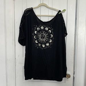 Torrid size 6 black sun and moon slub jersey cutout off shoulder tee NWT